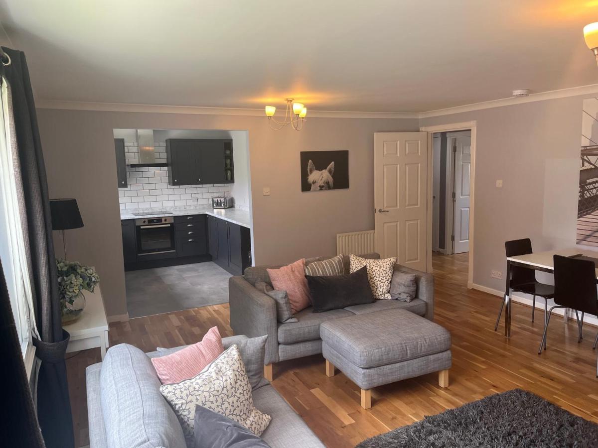 Flat Two, 212 Eaglesham Road, East Kilbride, Γλασκώβη Εξωτερικό φωτογραφία